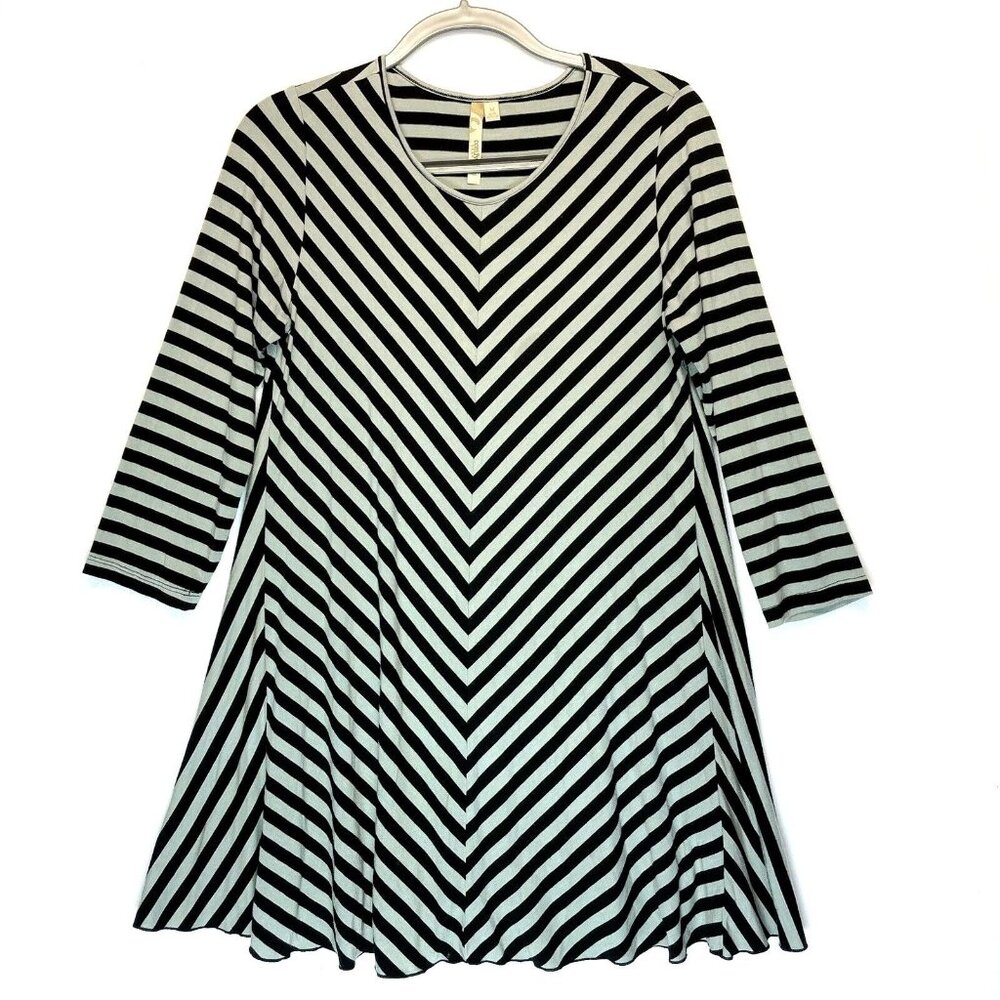 Comfy USA Tunic Top Womens Size Medium Striped Blue Black Long Sleeves